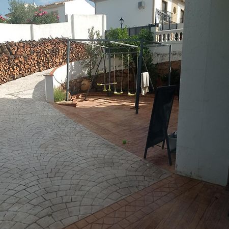 Appartamento Casa Ana Baños de la Encina Esterno foto